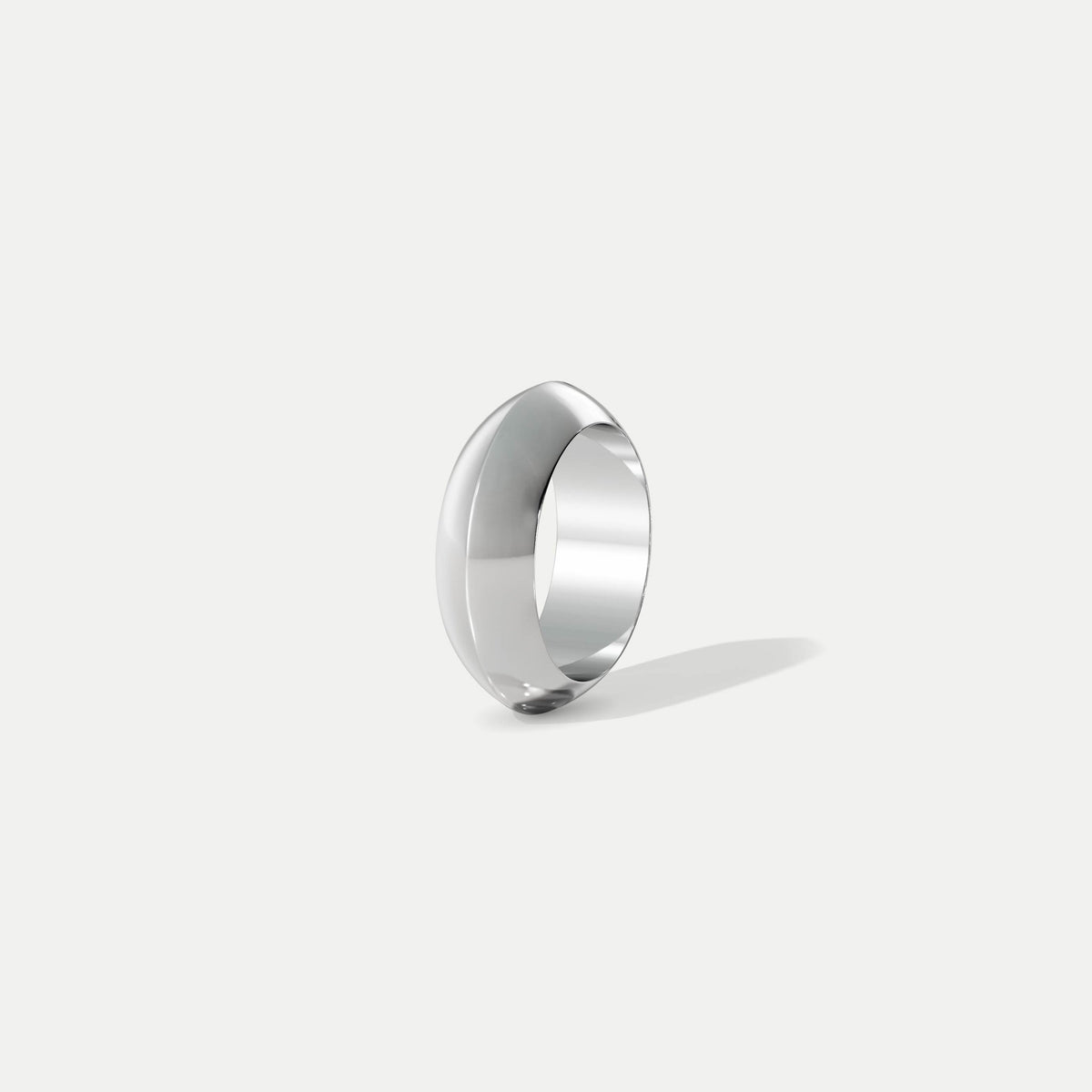 Outer Knife Edge (Wide) Platinum