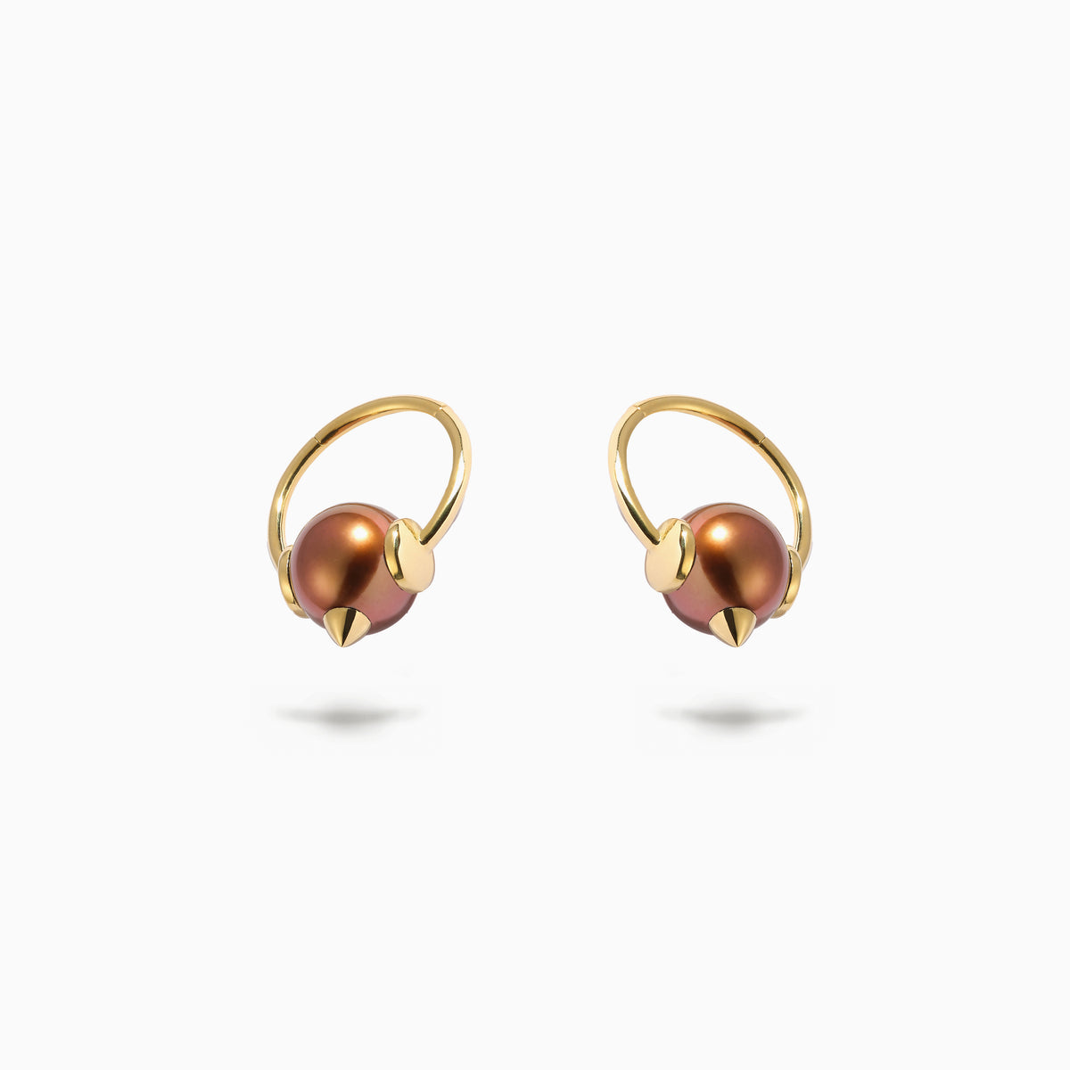 Pearl ‘Captive’ Ring Brown