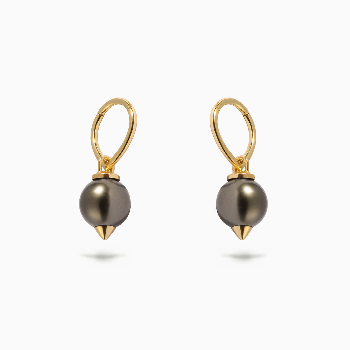 Pearl Teardrop Hoop Black (S)