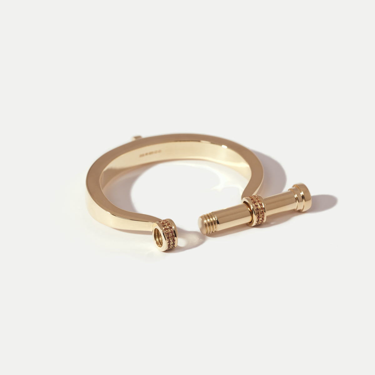 ‘Bid for Freedom’ Heavy Shackle Bangle
