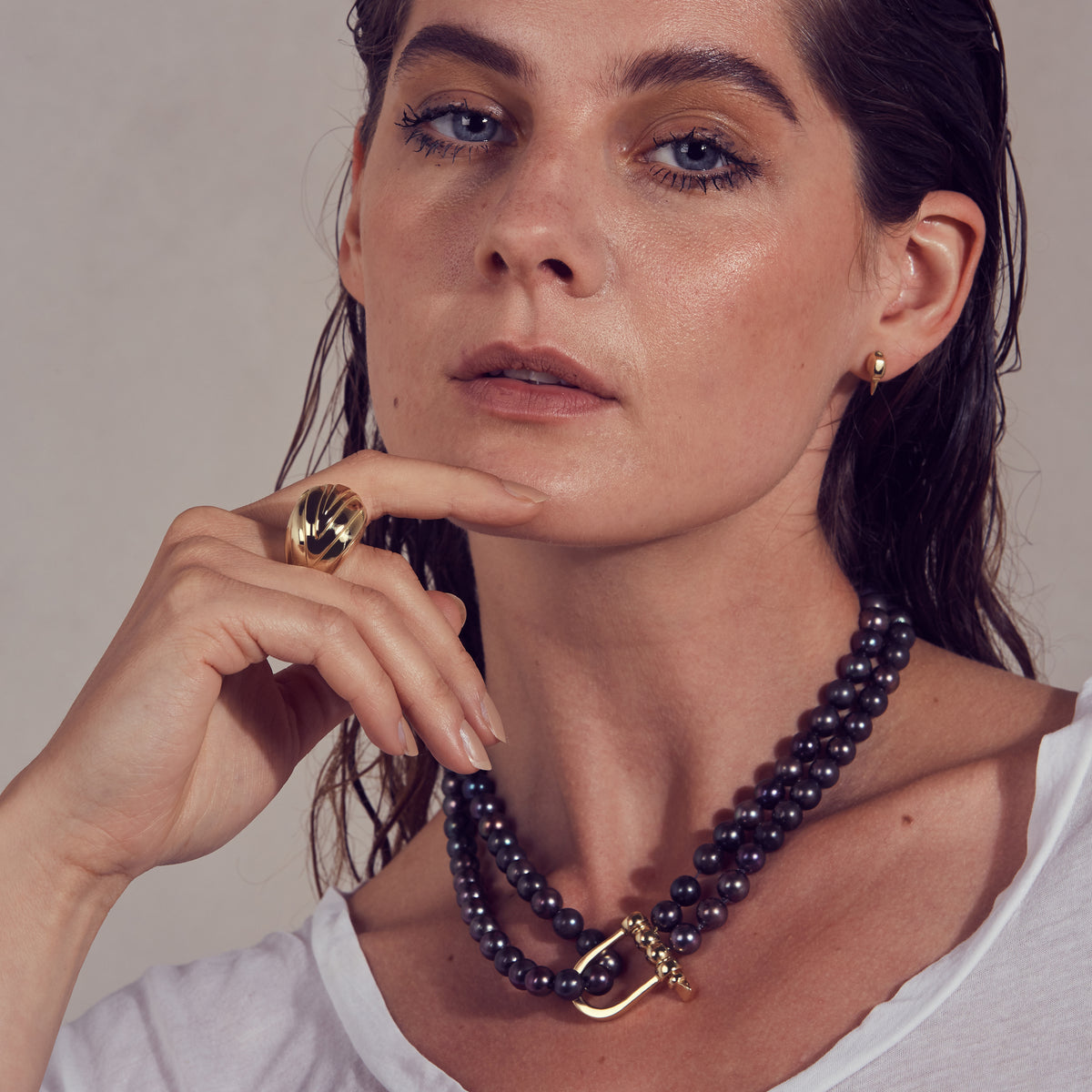Double Pearl Shackle Choker