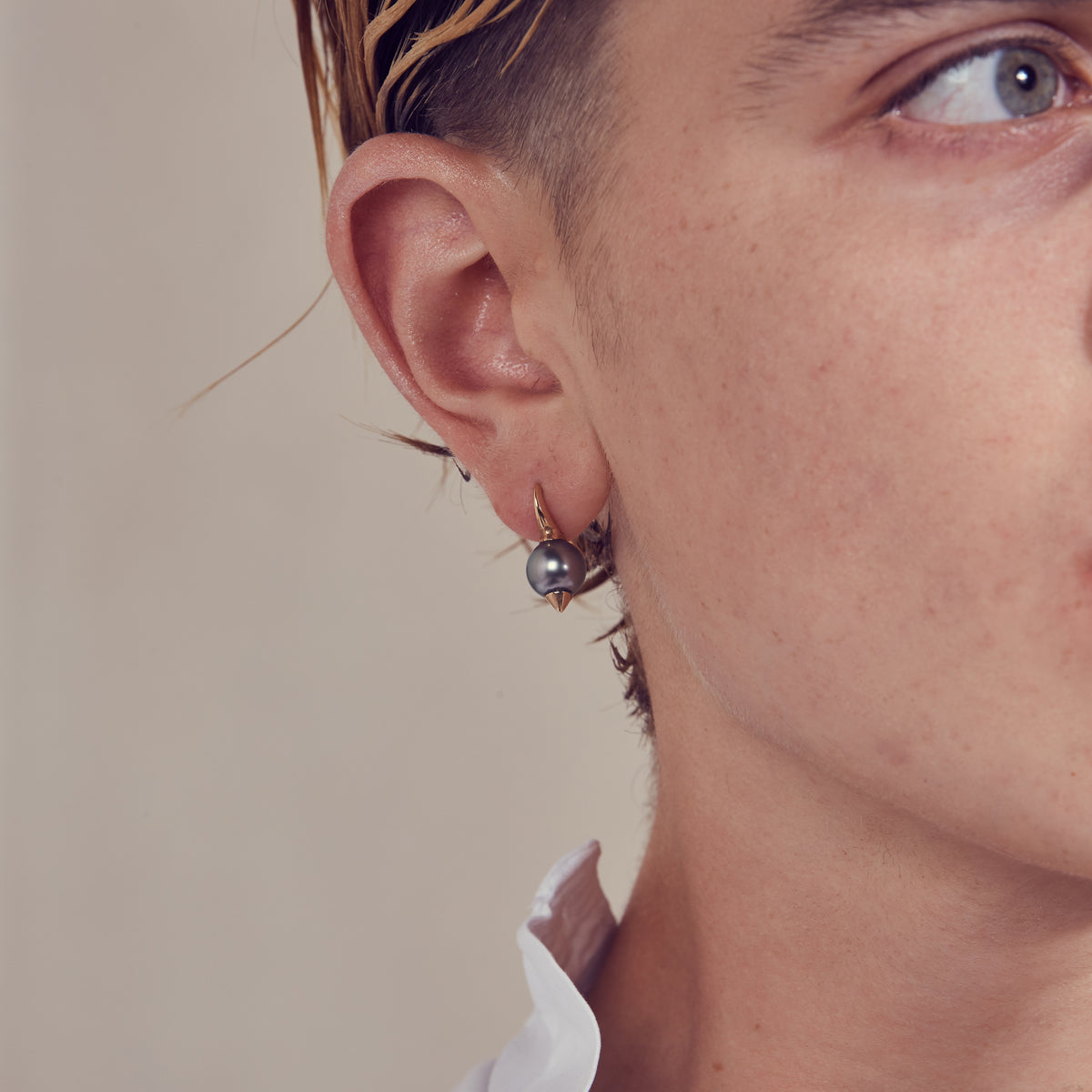 Hooked Pearl Earrings