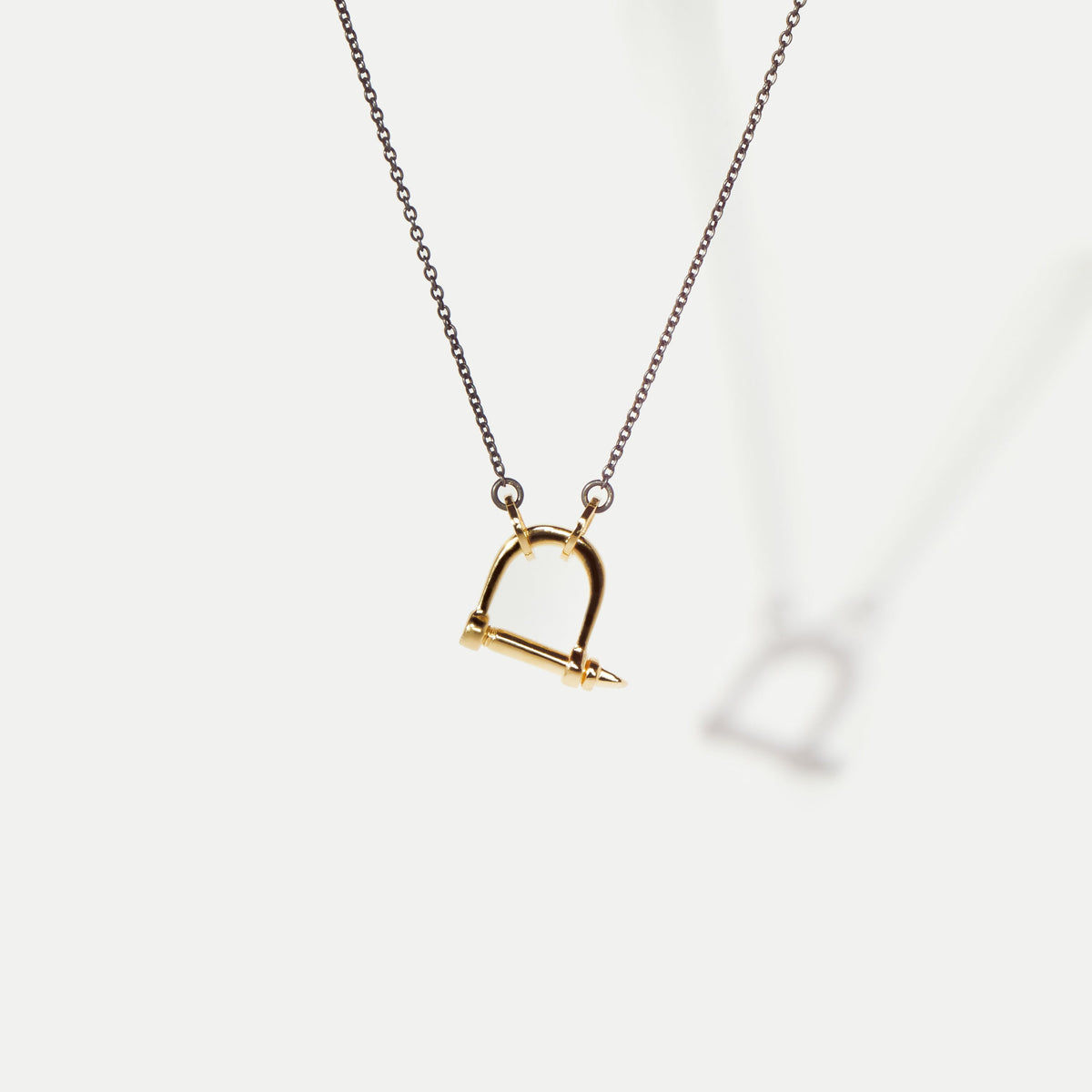 Shackle Yellow Gold Chain
