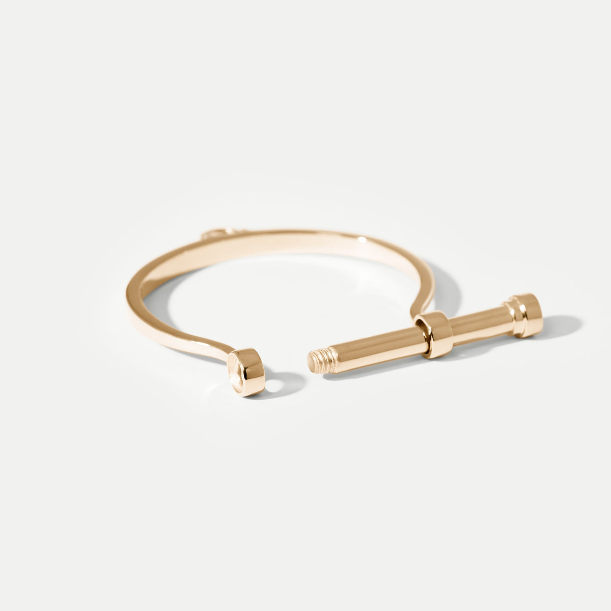 Single Shackle Yellow Gold Bangle