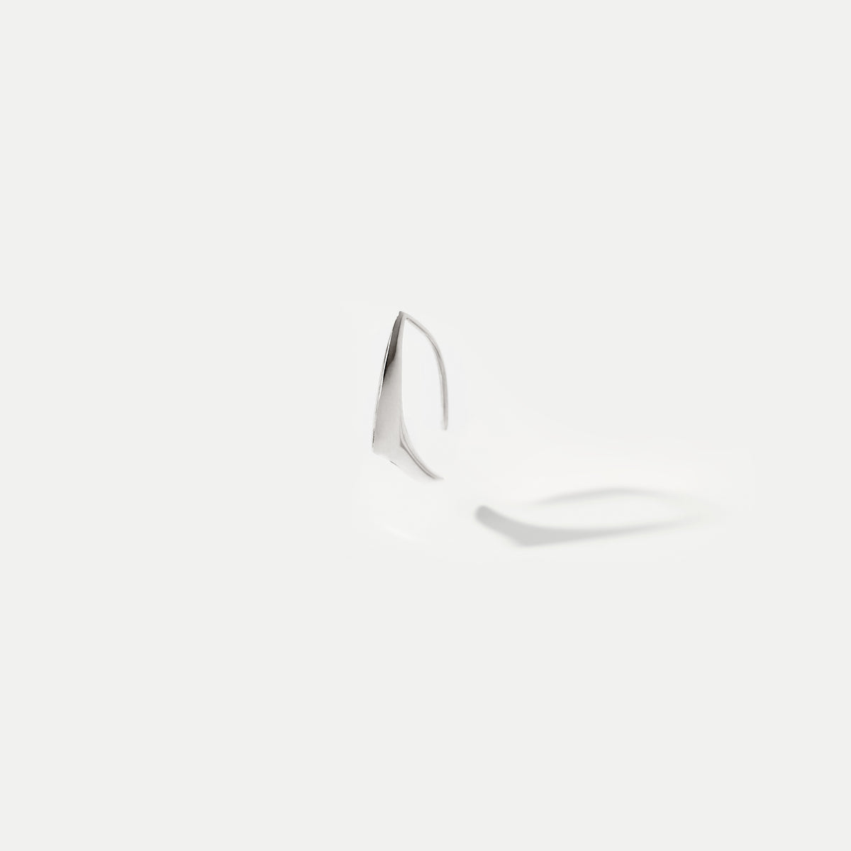 Spur White Gold Earrings