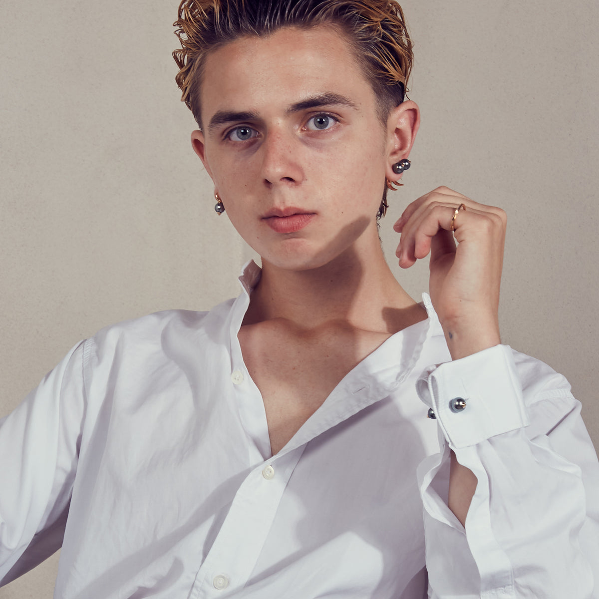 Stabbed Pearl Cufflinks