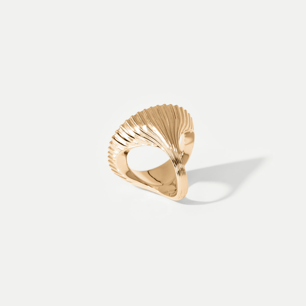 Vincent’s Empty Sovereign Statement Yellow Gold Ring