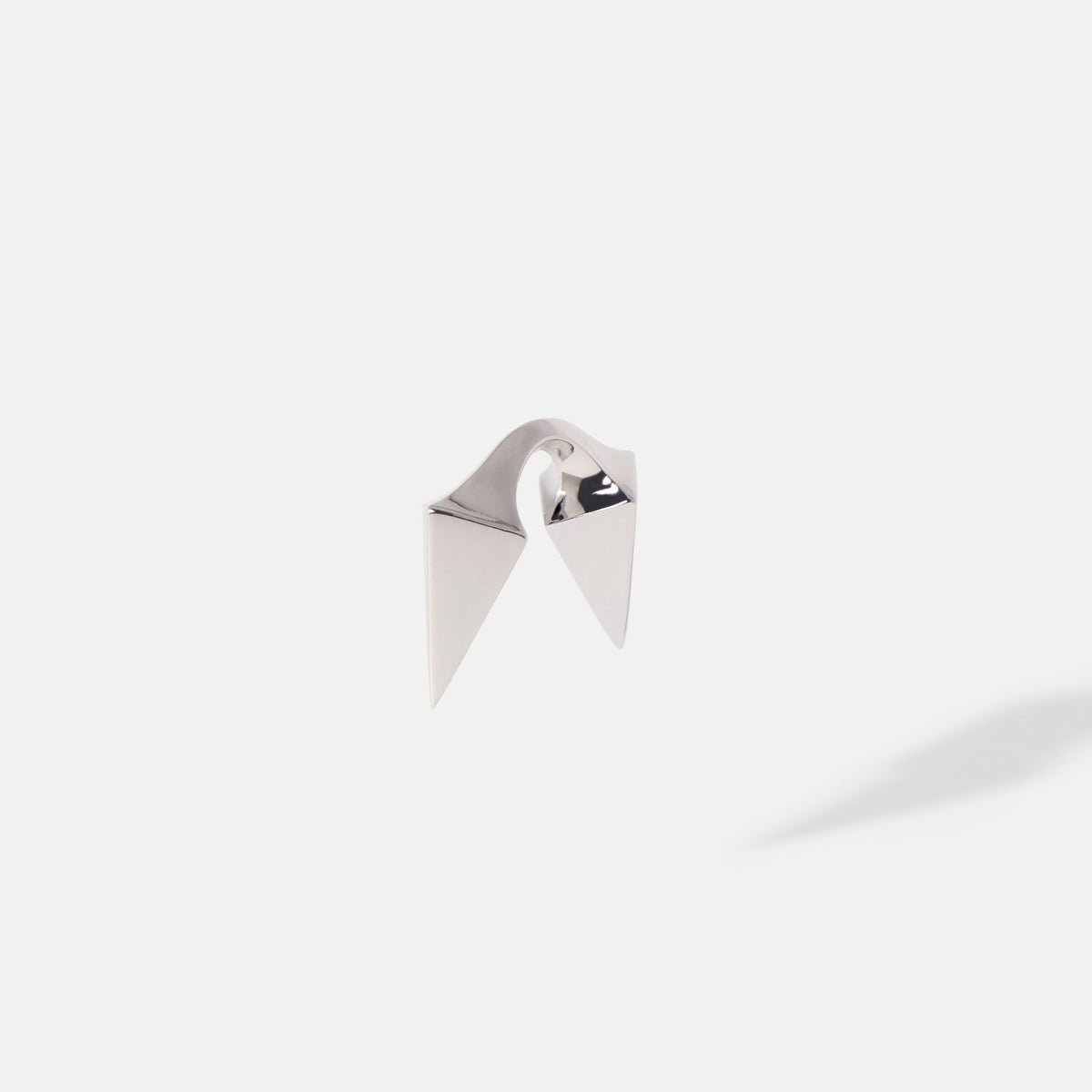 Barbed White Gold Cufflinks
