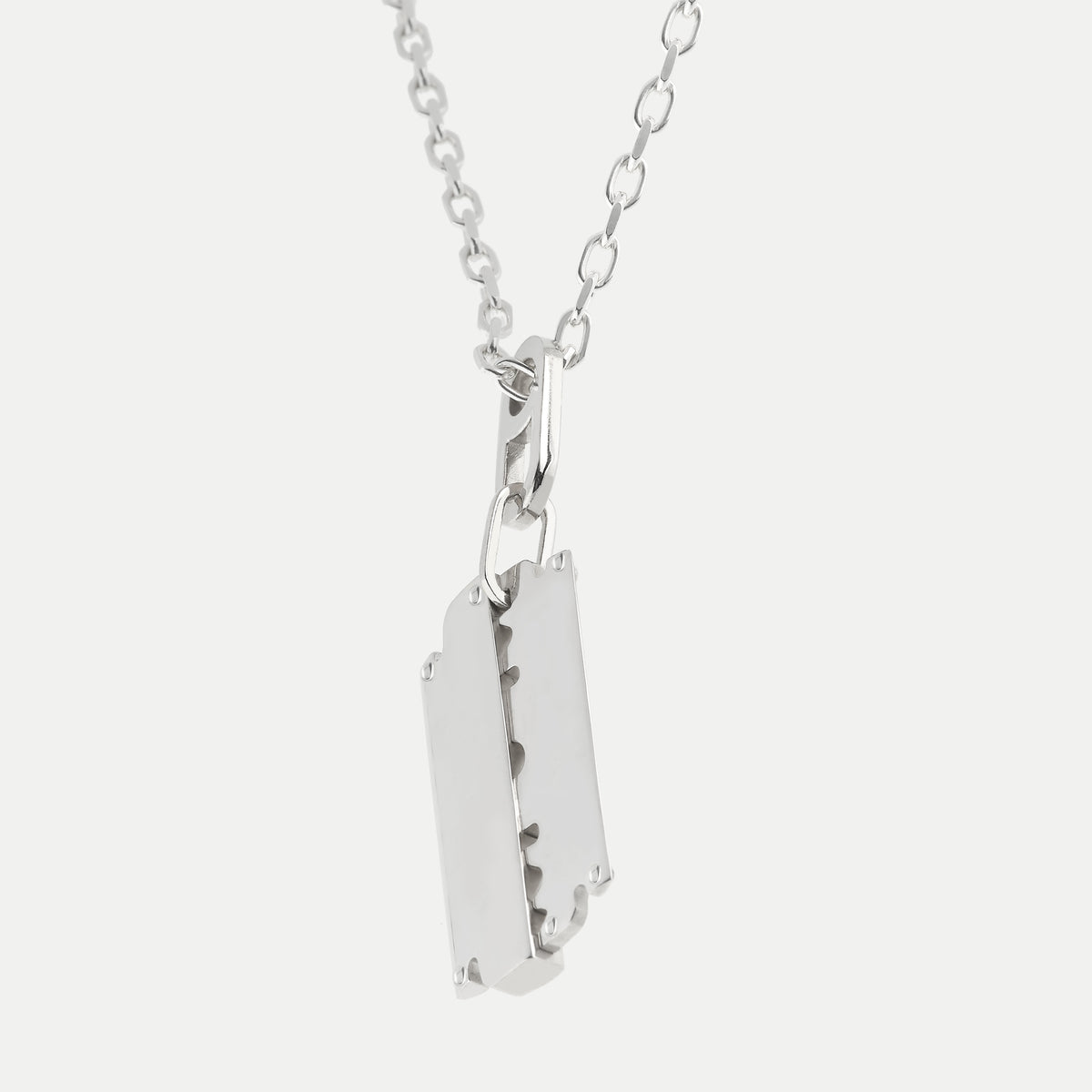 Razor Dog Tag Pendant Large Silver