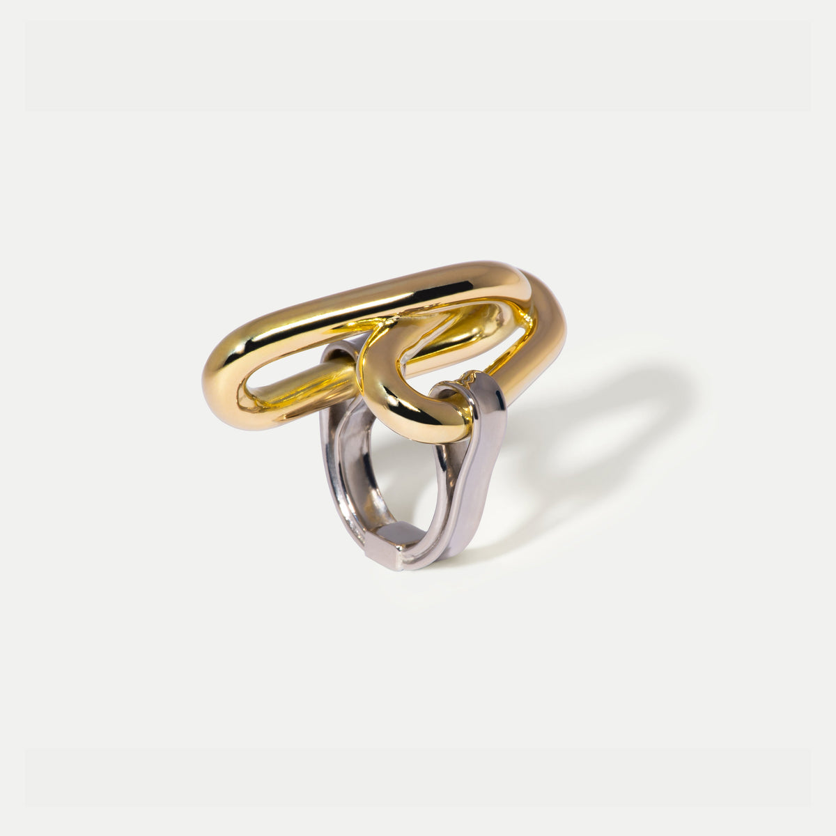 Unchained Ring